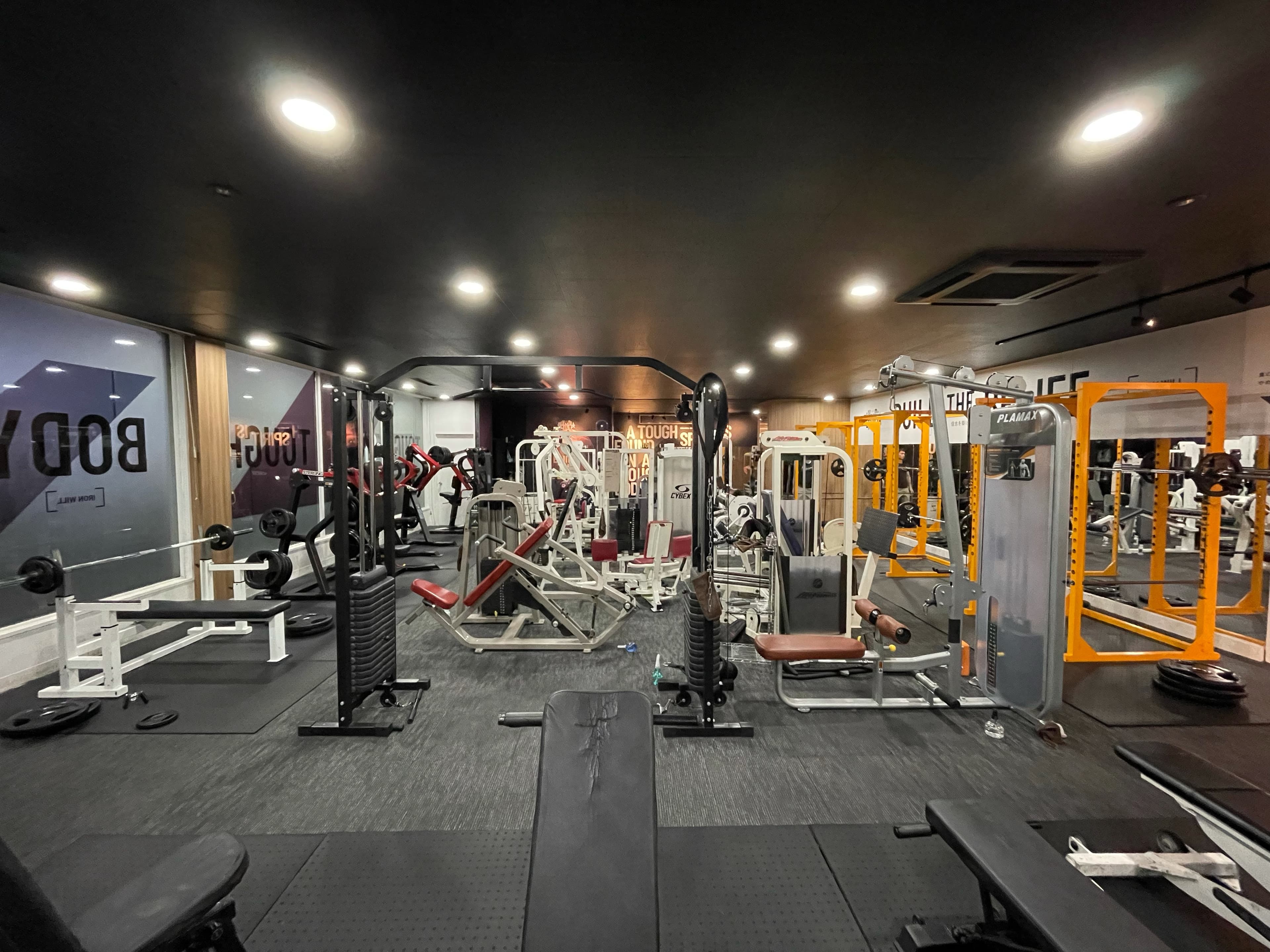 BE STRONG' GYM OLYMPIA